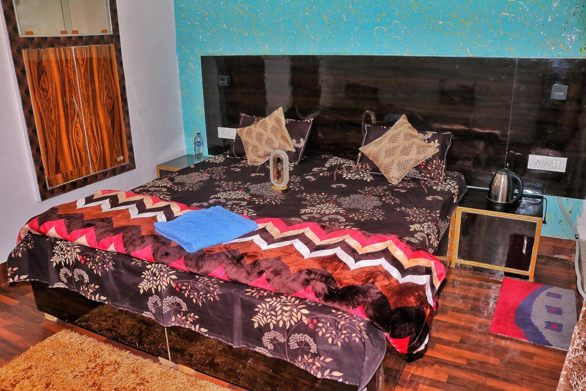 The Blessings Home Stay Агра Экстерьер фото
